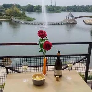 Alloggio in famiglia Vue Exceptionnelle Sur Le Lac, Créteil